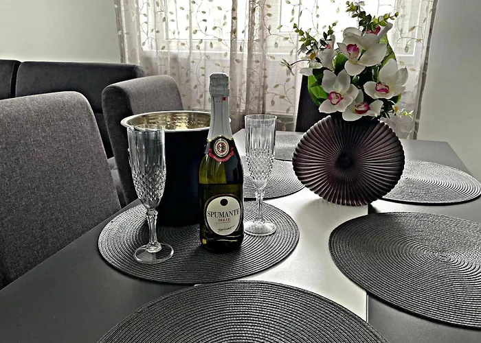 Апартаменти Prestige Palace Бухарест